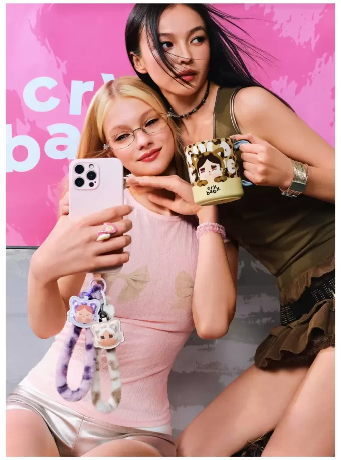 CRYBABY ワイルド・バット・キューティーシリーズ 携帯チャーム ブラインドボックス CRYBABY ワイルド・バット・キューティーシリーズ 携帯チャーム ブラインドボックス