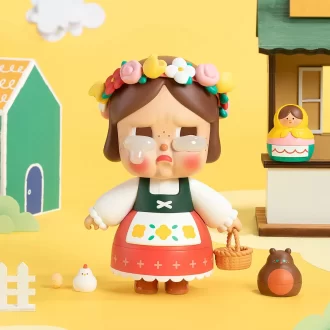 CRYBABY 私のロシア人形の置物