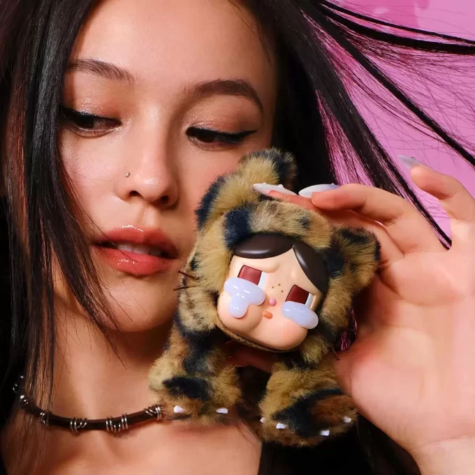 CRYBABY ワイルド・バット・キューティーシリーズ – ビニールぬいぐるみペンダント ブラインドボックス