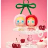 CRYBABY Crying For Love シリーズ – ビニール製ぬいぐるみハンギングカード (Love You Cherry Much)
