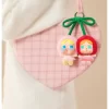 CRYBABY Crying For Love シリーズ – ビニール製ぬいぐるみハンギングカード (Love You Cherry Much)