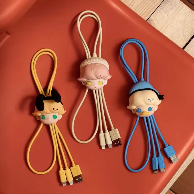 DIMOO WORLD × DISNEY シリーズ 2 in 1 ケーブルブラインドボックス